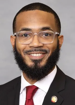 Official portrait of Jordan Lopez