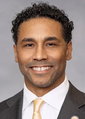 Official portrait of Brian Echevarria