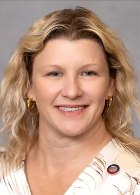 Official portrait of Laura Budd