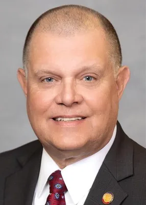 Official portrait of Charlie Miller