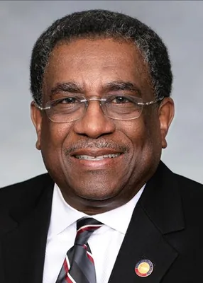 Official portrait of Garland Pierce