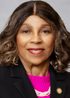 Official portrait of Joyce Waddell