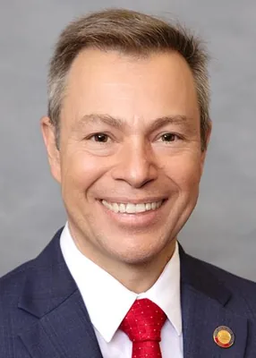 Official portrait of Paul Scott