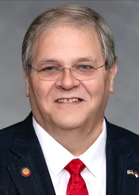 Official portrait of Keith Kidwell