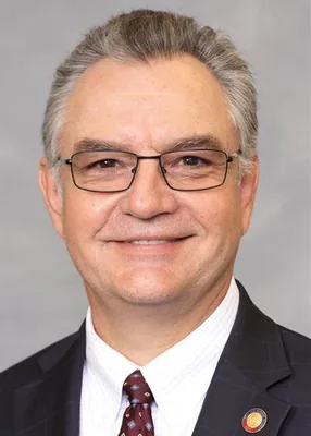 Official portrait of Karl Gillespie