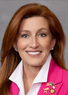 Official portrait of Woodson Bradley